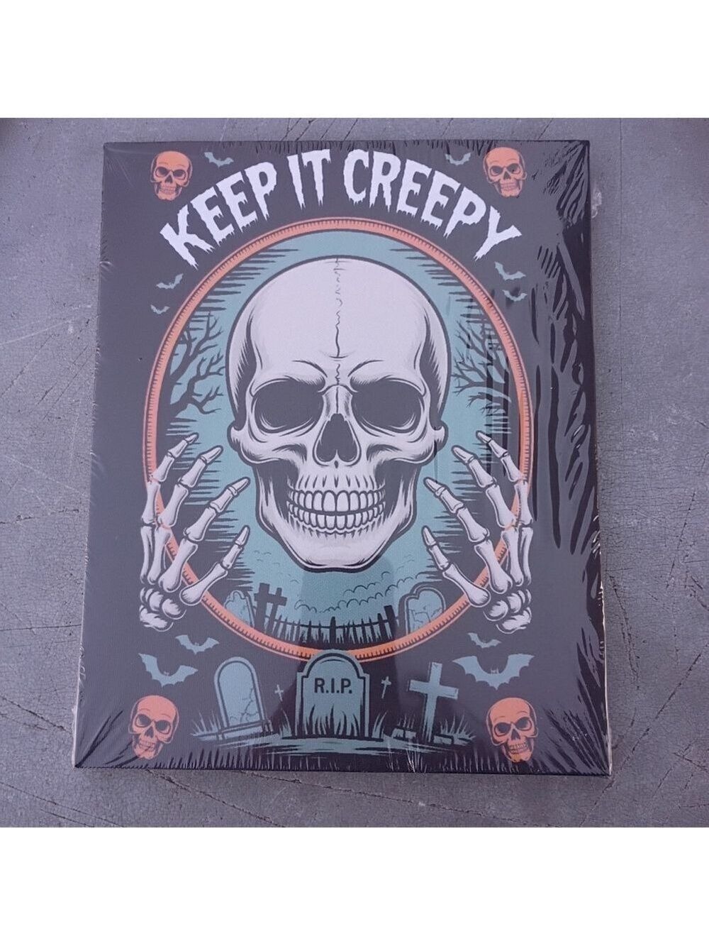 2/$20 NWT Keep It Creepy Gothic Halloween Wooden Canvas Art Frame